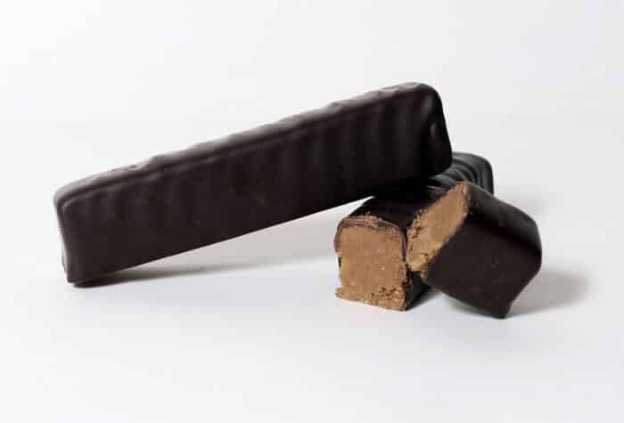 edle Nougat-Praliné-Stangen -zartbitter schokoliert-